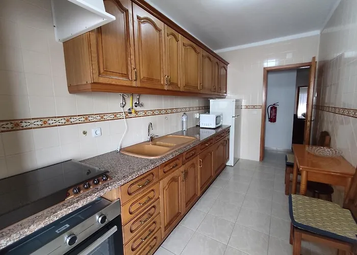 2 Avenida Frente Mar - Casas & Papeis