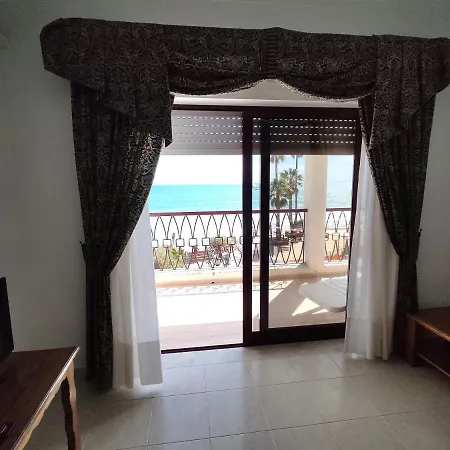 Apartment 2 Avenida Frente Mar - Casas & Papeis *